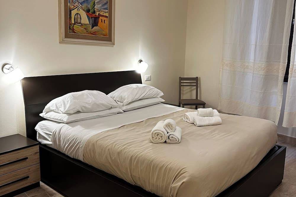 Ganze Wohnung, Doppelzimmer mit eigenem Bad in Terralba (Oristano) – Ginestra in Terralba, Campidano