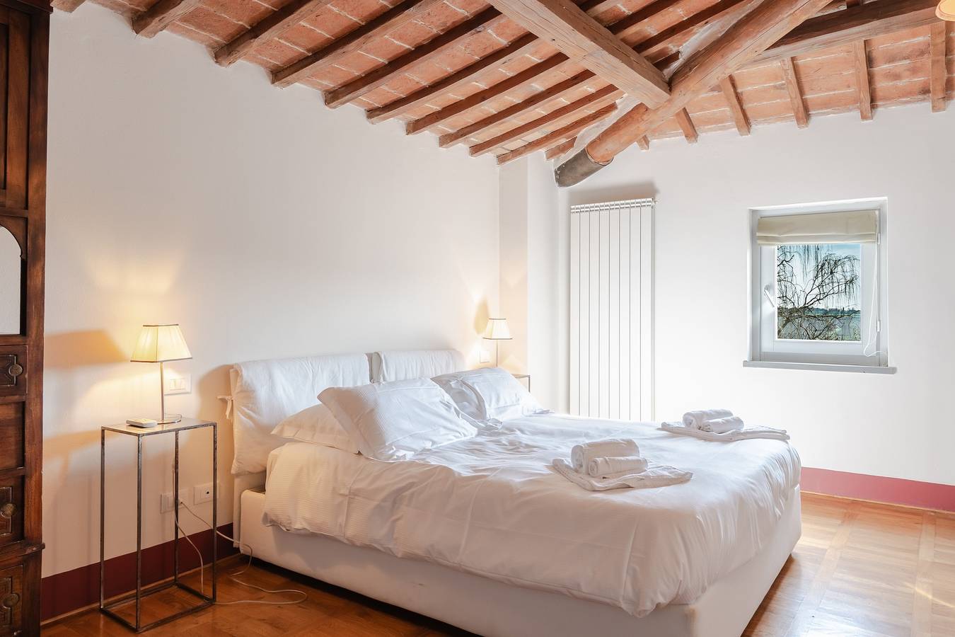 Ganze Wohnung, Ferienhaus 'Magazzino 1' mit Gemeinschaftspool, Wi-Fi und Klimaanlage in Arezzo Provinz
