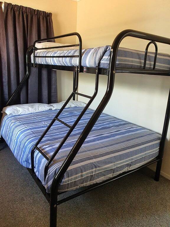 Holiday home for 5 people, with terrace in Whangamata