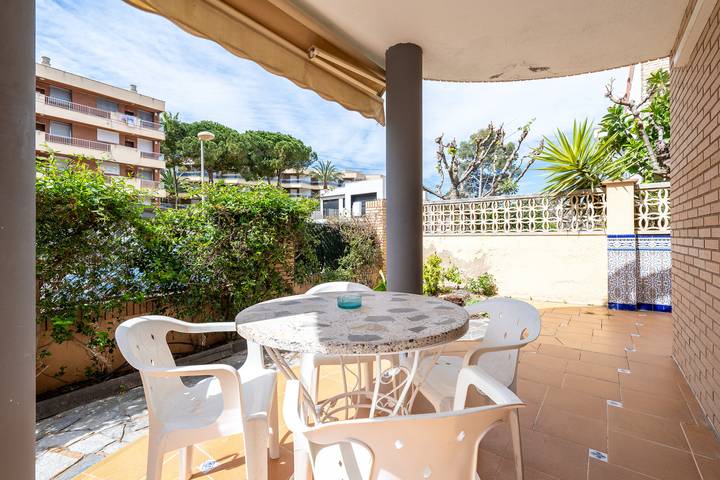 Location de vacances pour 10 personnes, avec jardin et balcon à Cambrils - 2