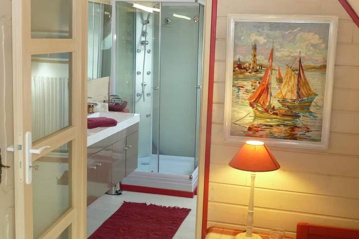 Maison d’hôte pour 2 personnes, avec jardin dans Basse-Normandie