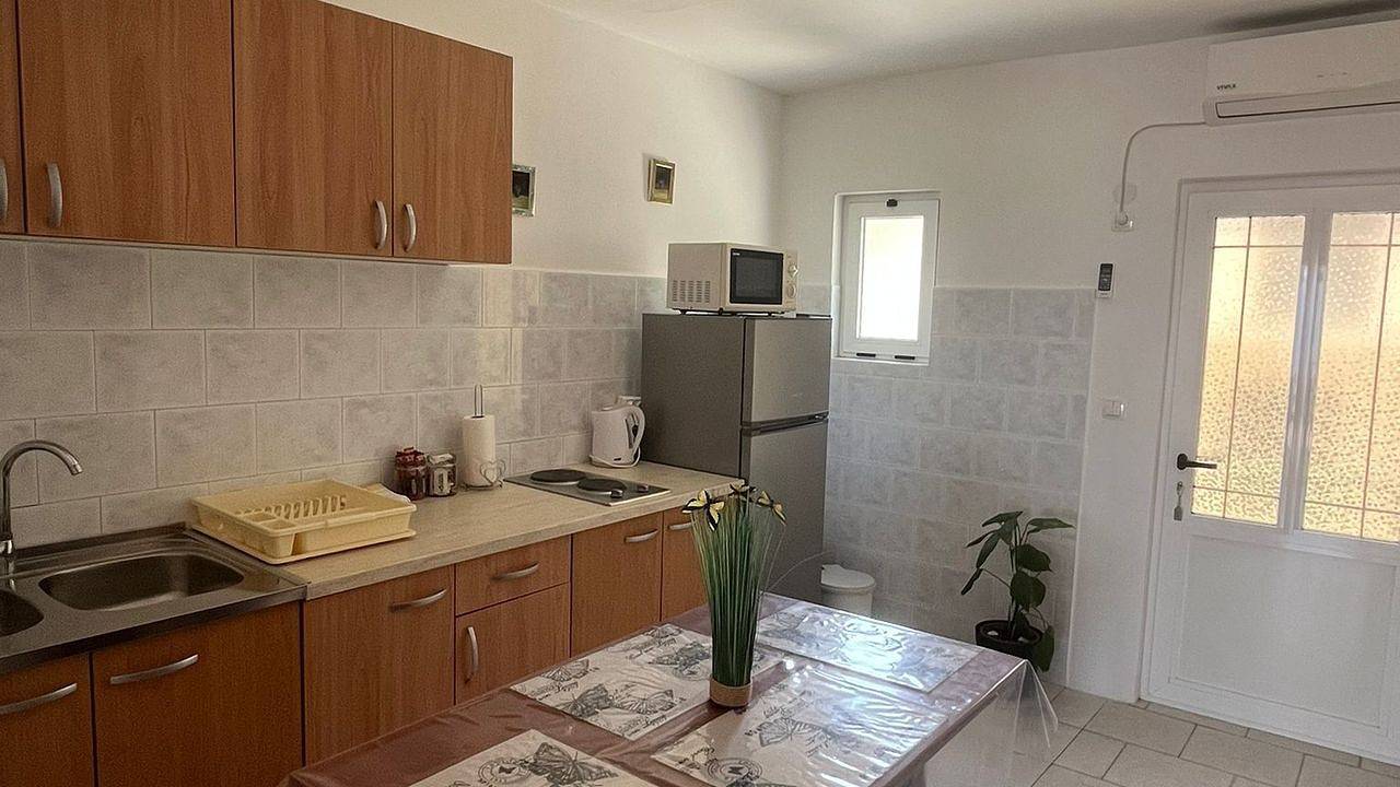 Ganze Ferienwohnung, Ferienwohnung für 4 Personen (40 m²) in Gradac (Split-Dalmatien) in Gradac, Makarska Riviera