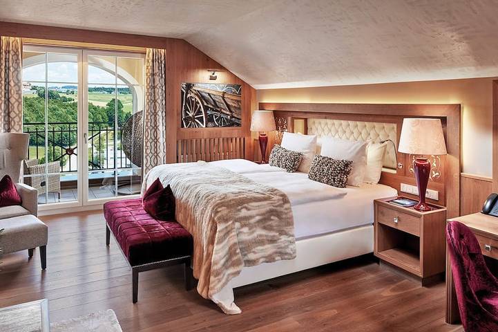 Ferienhaus für 2 Personen, mit Balkon und Sauna sowie Pool und Garten