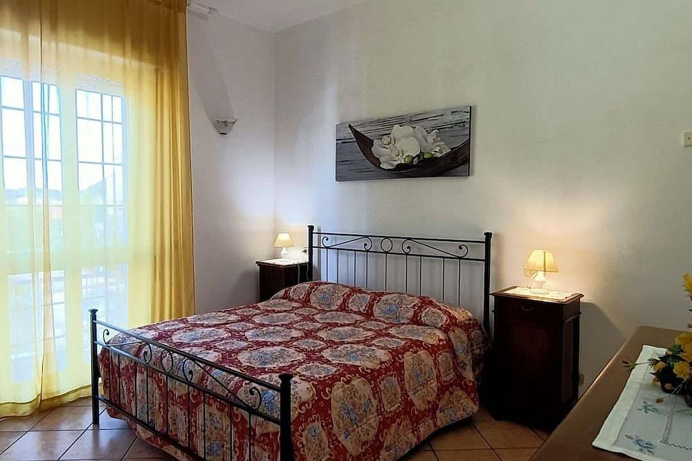 Ganze Wohnung, Stadtwohnung in Torre Del Lago Puccini mit 2 Schlafzimmern 5 Schlafplätzen in Torre del Lago Puccini, Viareggio