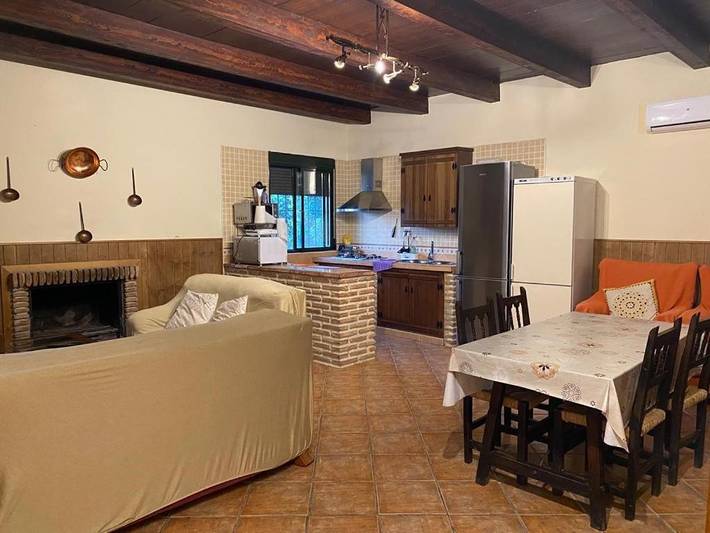 Location de vacances pour 11 personnes, avec vue ainsi que terrasse et piscine, animaux acceptés à Algodonales - 3
