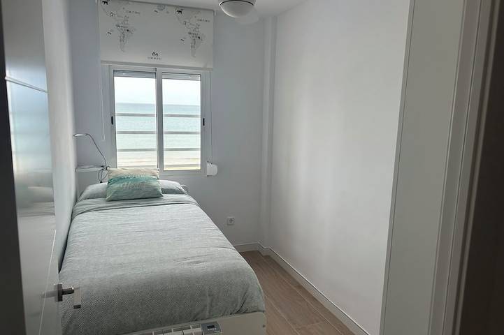 Ganze Wohnung, Charming 2-bedroom apartment with Ac, Wifi in lovely Mar y Naranjo in Sueca, Costa de Valencia
