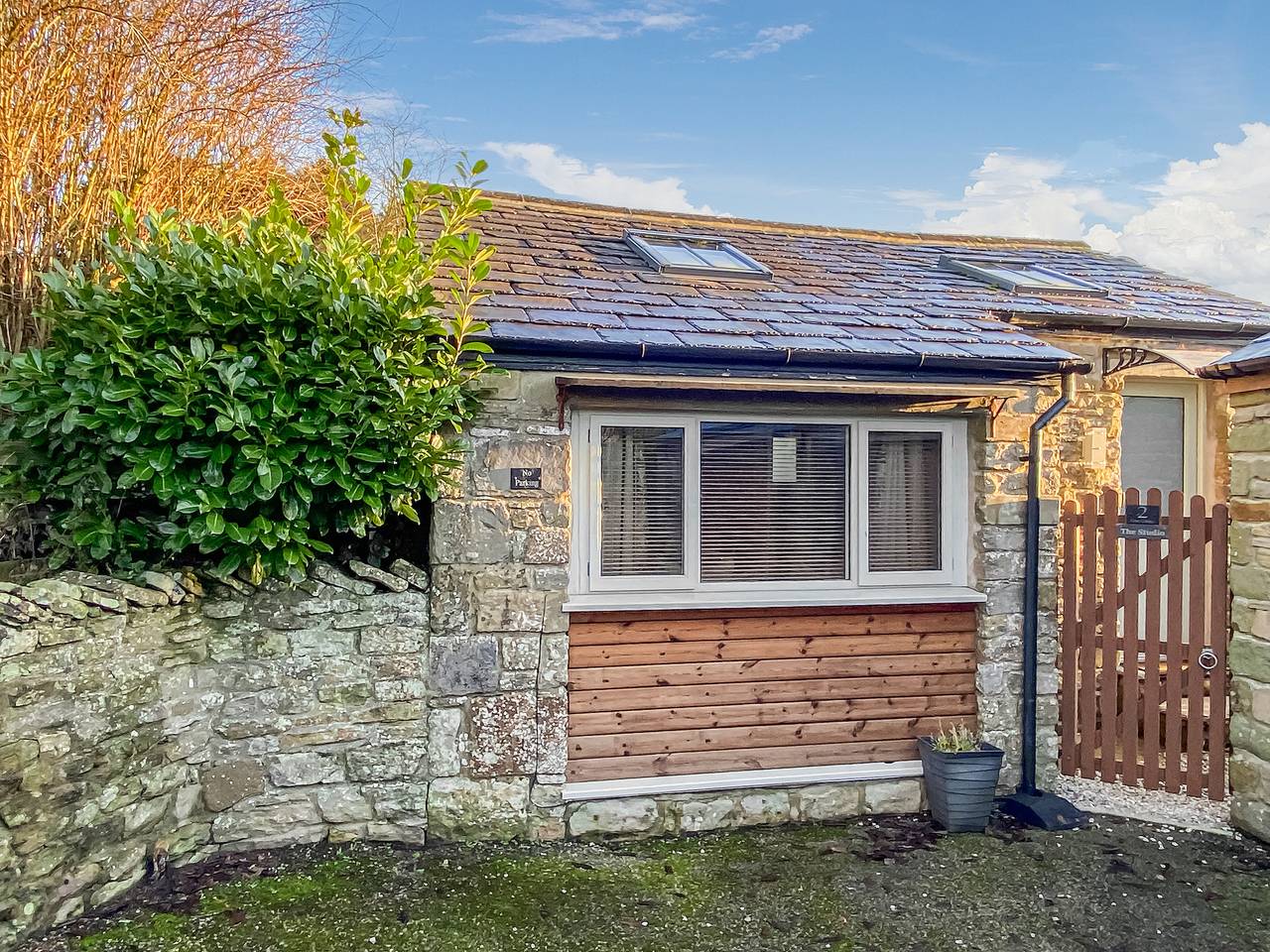 Log Cabin for 2 People in Yorkshire Dales National Park
