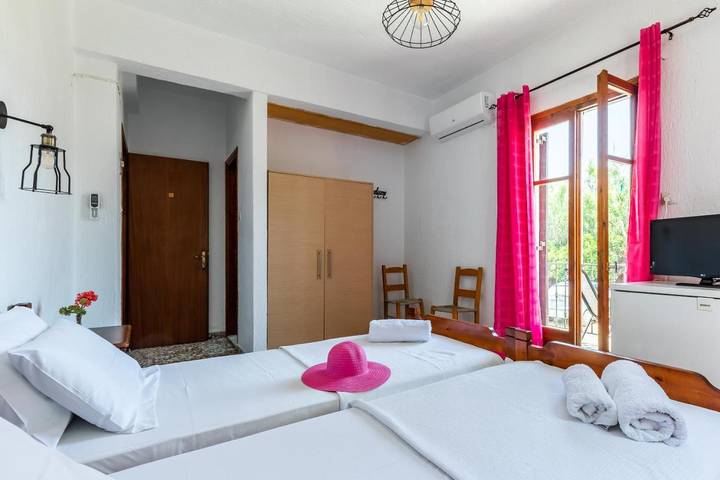 Hôtel pour 2 personnes, avec jardin ainsi que balcon et vue