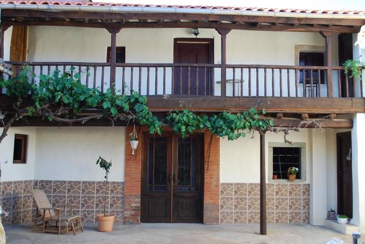 Maison de vacances pour 12 personnes, avec Balcon ainsi que Terrasse et Jardin dans Santa Catalina de Somoza