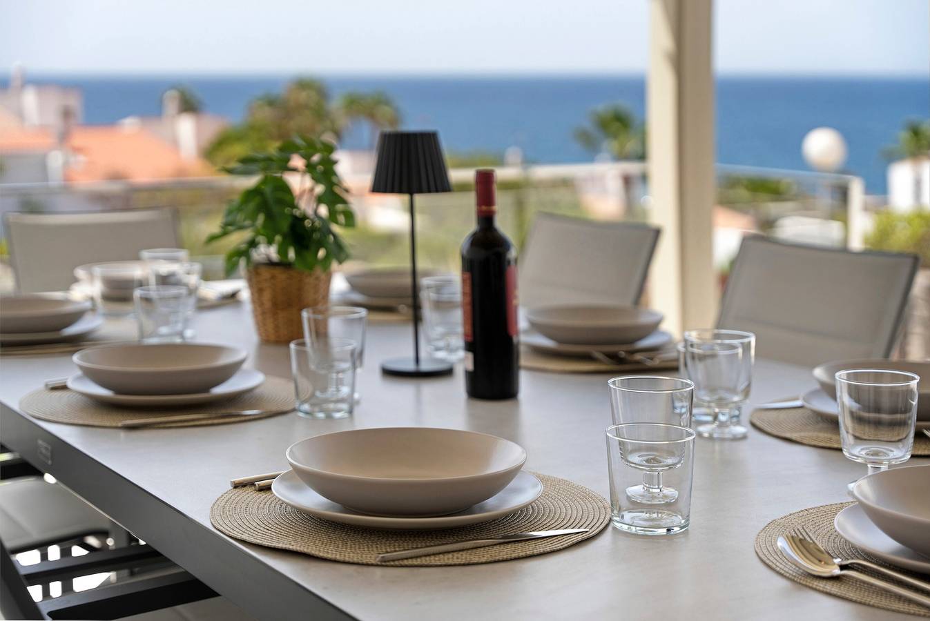 Fantastische Villa 'Verano' mit Meerblick, Wlan und Klimaanlage in Oasis del Sur, San Miguel de Abona