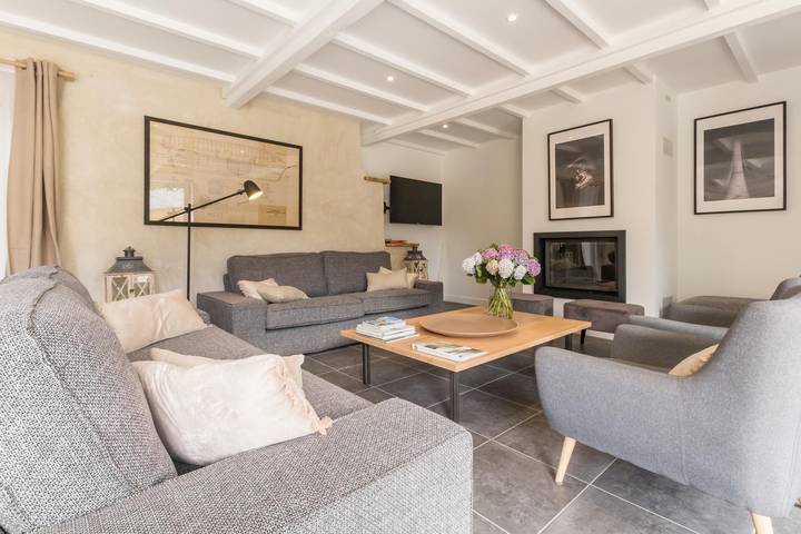 Gîte pour 15 personnes, avec sauna et piscine ainsi que terrasse et jardin, animaux acceptés à Bricqueville-sur-Mer - 2