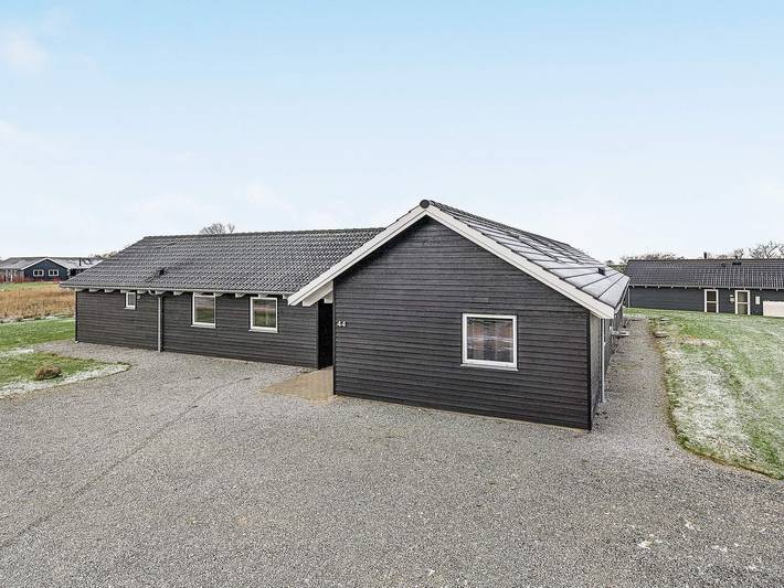 Ferienhaus für 18 Personen, mit Whirlpool und Terrasse sowie Pool und Sauna auf Als