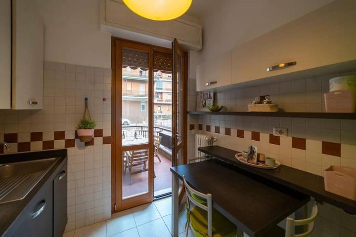 Gîte pour 7 personnes, avec balcon et vue, adapté aux familles à Brescia - 4