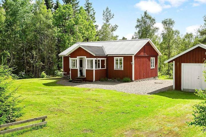 Ferienhaus für 8 Personen, mit Pool und Balkon in Skane