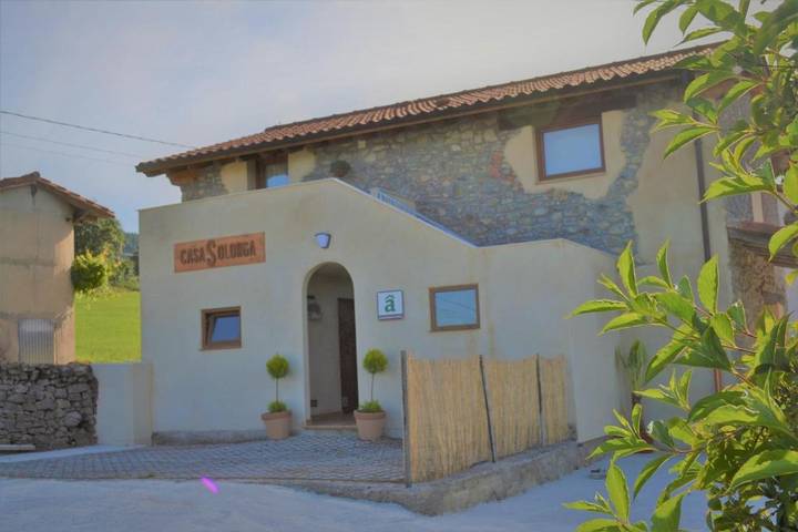 Casa rural para 4 personas, con Balcón además de Terraza y Jardín en Bareyo