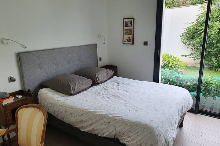 Location de vacances pour 6 personnes, avec terrasse et jardin à Le Relecq-Kerhuon - 2