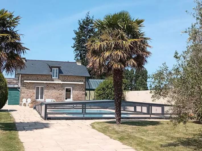 Ferienhaus für 6 Personen, mit Pool und Garten