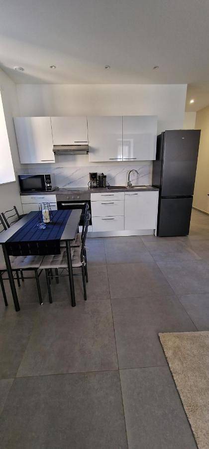 Appartement entier, Beau Appartement T2 in Saint-Georges-d'Espéranche, Région de Vienne