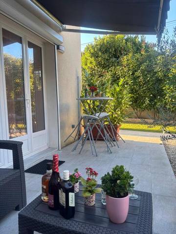 Location de vacances pour 4 personnes, avec vue et jardin à Maisons-Alfort