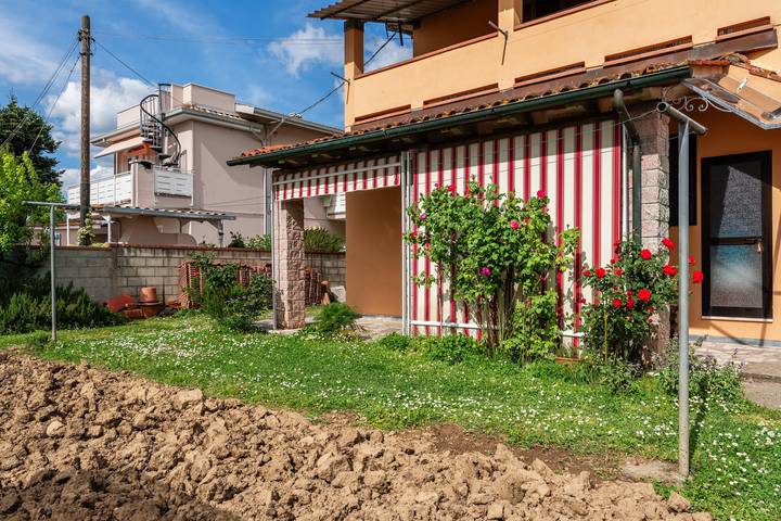 Hel lägenhet, La casa di Beppe – Relax in Tuscany Between Countryside and Art Cities in Ponte Buggianese, Pistoia provins