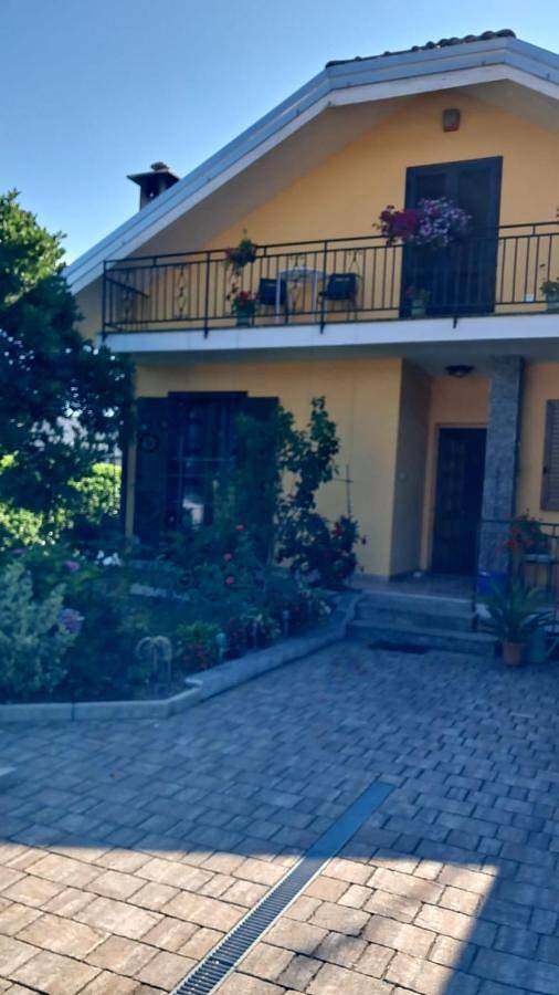 Appartamento per 4 persone, con giardino, con animali domestici in Borgomanero