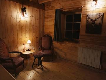 Vacation Rental for 6 Guests in Hauteroche, Jura Francais, Picture 1