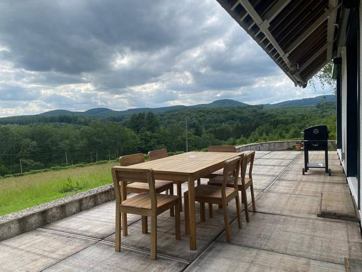 Location de vacances pour 6 personnes, avec vue et jardin dans Lac de Chaumeçon - 2