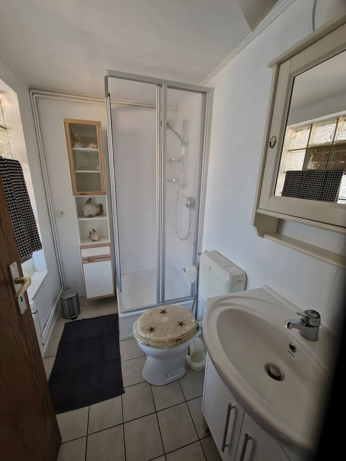 Ganze Wohnung, Ferienwohnung 'Meereswelle 2' mit Gemeinschaftsterrasse, Gemeinschaftsgarten und Wi-Fi in Büsum, Nordseeküste