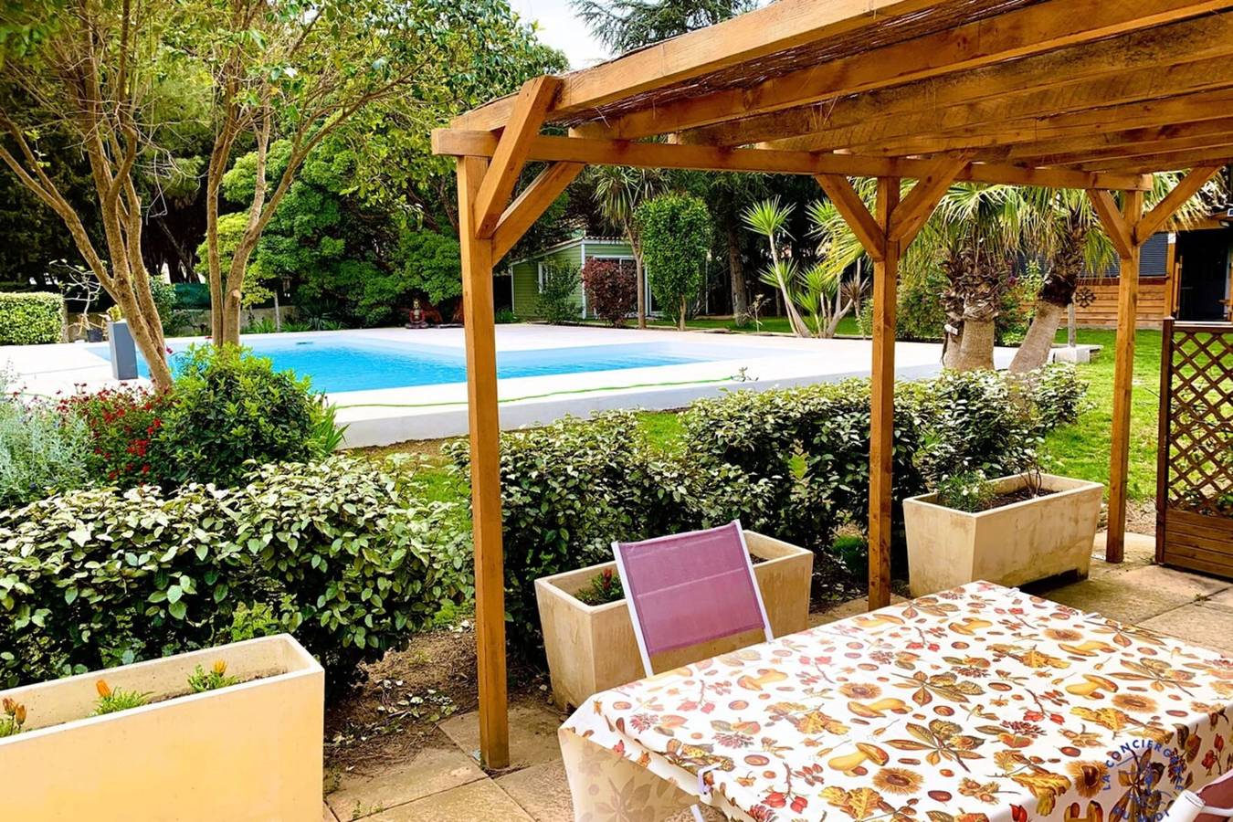 Gîte Piscine pour 4 avec piscine et Wifi in Narbonne, Région de Narbonne