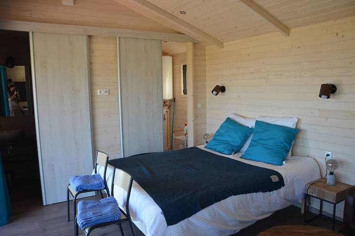 Location de vacances pour 2 personnes, avec jardin et jacuzzi ainsi que terrasse et piscine à Villarzel-du-Razès - 2