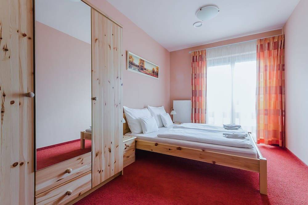 Versteckte Ecke der Ruhe - Erholung im idyllischen Győrújbarát in Raab-Wieselburg-Ödenburg