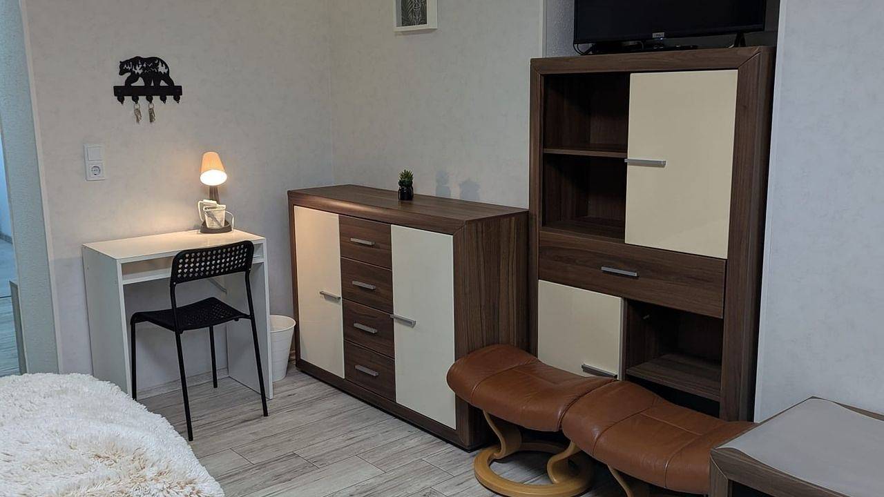 Mehrbettzimmer für 4 Personen (100 m²) in Stadt Stadtallendorf in Stadtallendorf, Waldecker Land