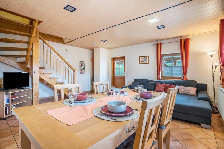 Ferienwohnung für 5 Personen, mit Garten
