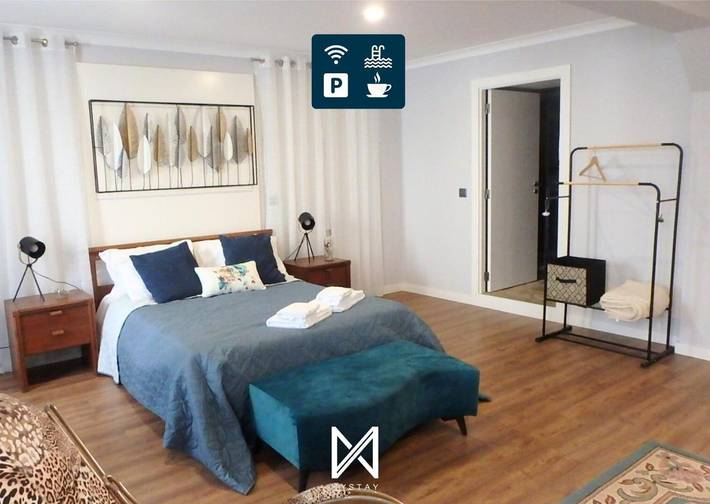 Apartahotel para 4 personas, con terraza además de jardín y piscina en Costa de Prata