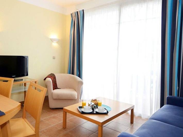 Appartement entier, Résidence Odalys Référence Les Greens du Bassin - Appartement 4 personnes - 2 pièces 4 pers. in Gujan-Mestras, Région d'Arcachon