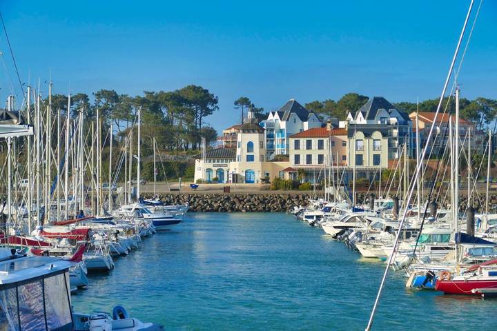 Appartement de vacances pour 2 personnes, avec vue ainsi que terrasse et piscine