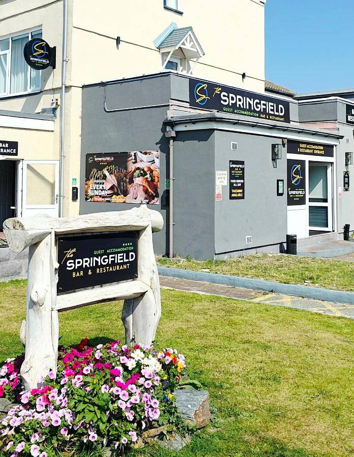 Holiday rental for 2 people, with Terrace and Garden as well as View in Fairbourne