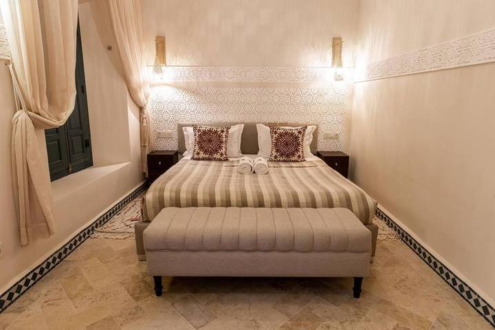 Maison d’hôte pour 17 personnes, avec piscine et jacuzzi ainsi que terrasse et sauna à Marrakech - 3