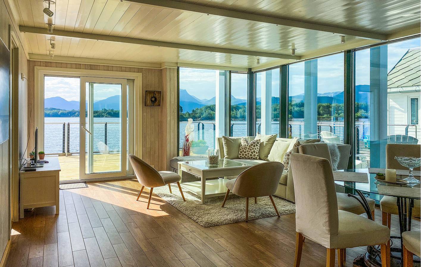 Ganze Ferienwohnung, Ferienwohnung für 6 Personen mit Sauna in Herøy