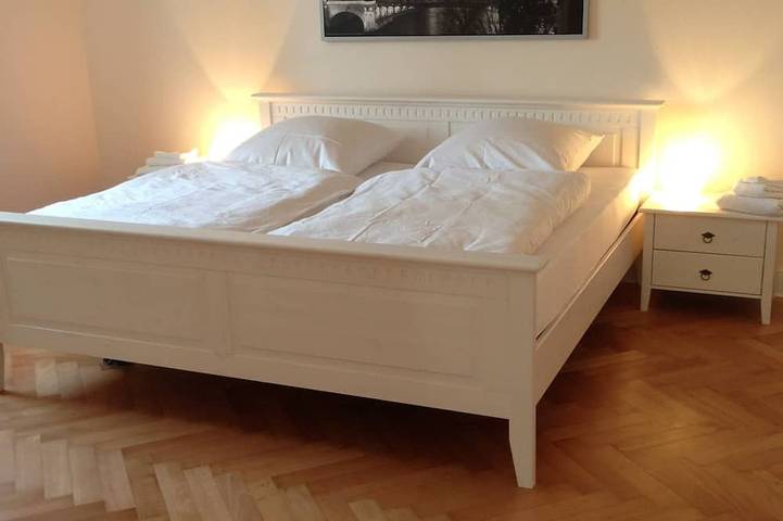 Appartement entier, Belle Ratisbonne: appartement spacieux et lumineux en Grande-Lieu in Regensburg, Bavière Orientale