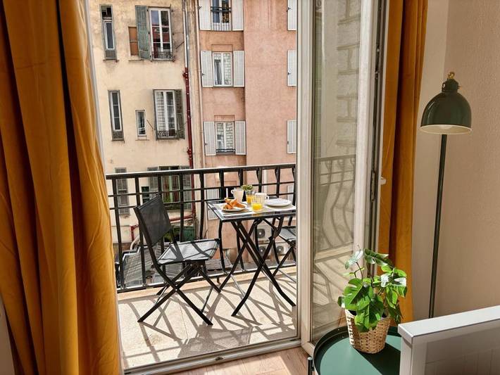 Gîte pour 2 personnes, avec balcon dans Gare de Nice ville - 3