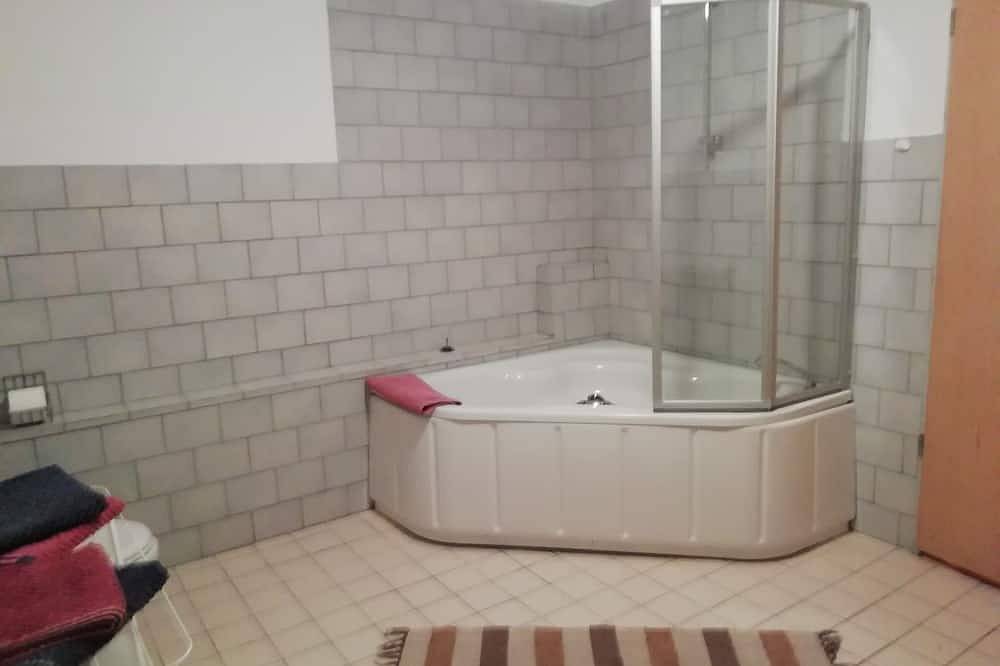 Ganze Wohnung, Elno´s Feriendomizil /<br>Auch für Monteure geeignet in Reinickendorf, Berlin