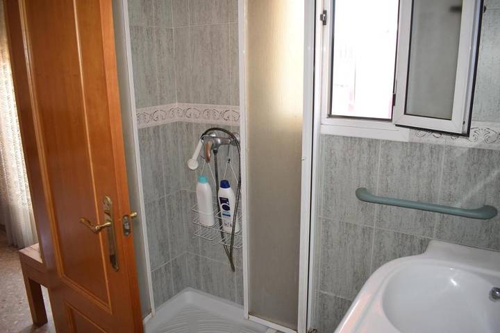 Gîte pour 3 personnes, avec balcon et vue à Paterna - 2