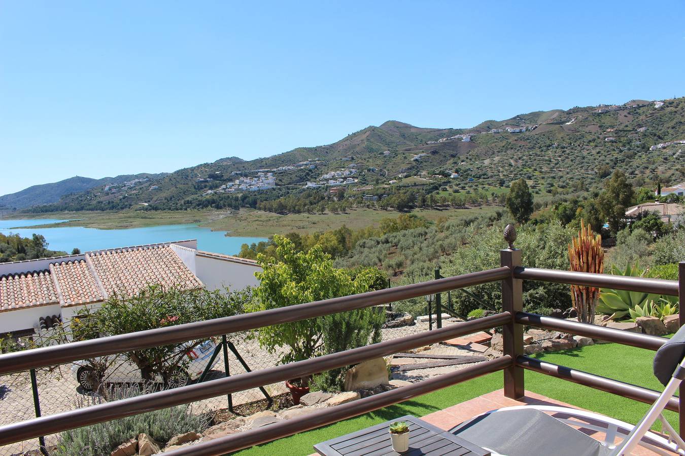 Alojamientos Huetor , casas de vacaciones en la naturaleza in Viñuela, Provincia de Málaga