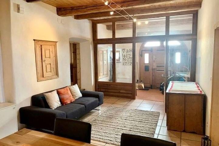 Ganze Wohnung, Chasa Stupan 1. Obergeschoss, (Ardez) in Ardez, Unterengadin