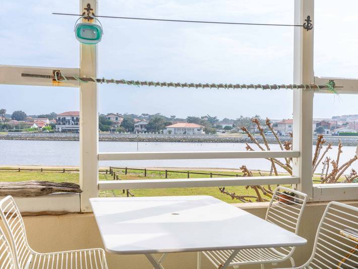Gîte pour 4 personnes, avec balcon dans Plage du Courant