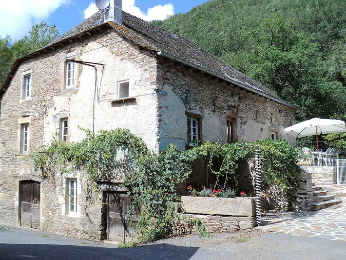 Gîte pour 14 personnes, avec Terrasse à Rullac-Saint-Cirq
