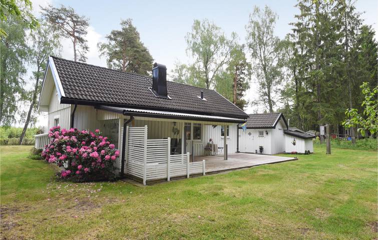 Ferienhaus für 6 Personen mit Terrasse in Hjo, Vättern