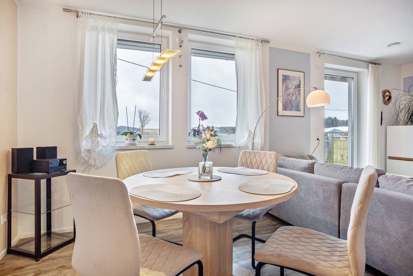 Ganze Wohnung, Apartment „Am Kappenturm“ mit Gemeinschaftsgarten, Balkon und Wlan in Hayingen, Neckar-Alb