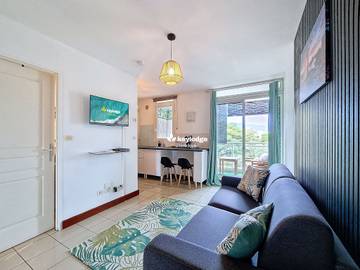 Gîte pour 2 personnes, avec terrasse dans Sainte-Clotilde